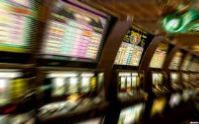Panda Hoki koleksi permainan slot dan live casino pilihan terlengkap
